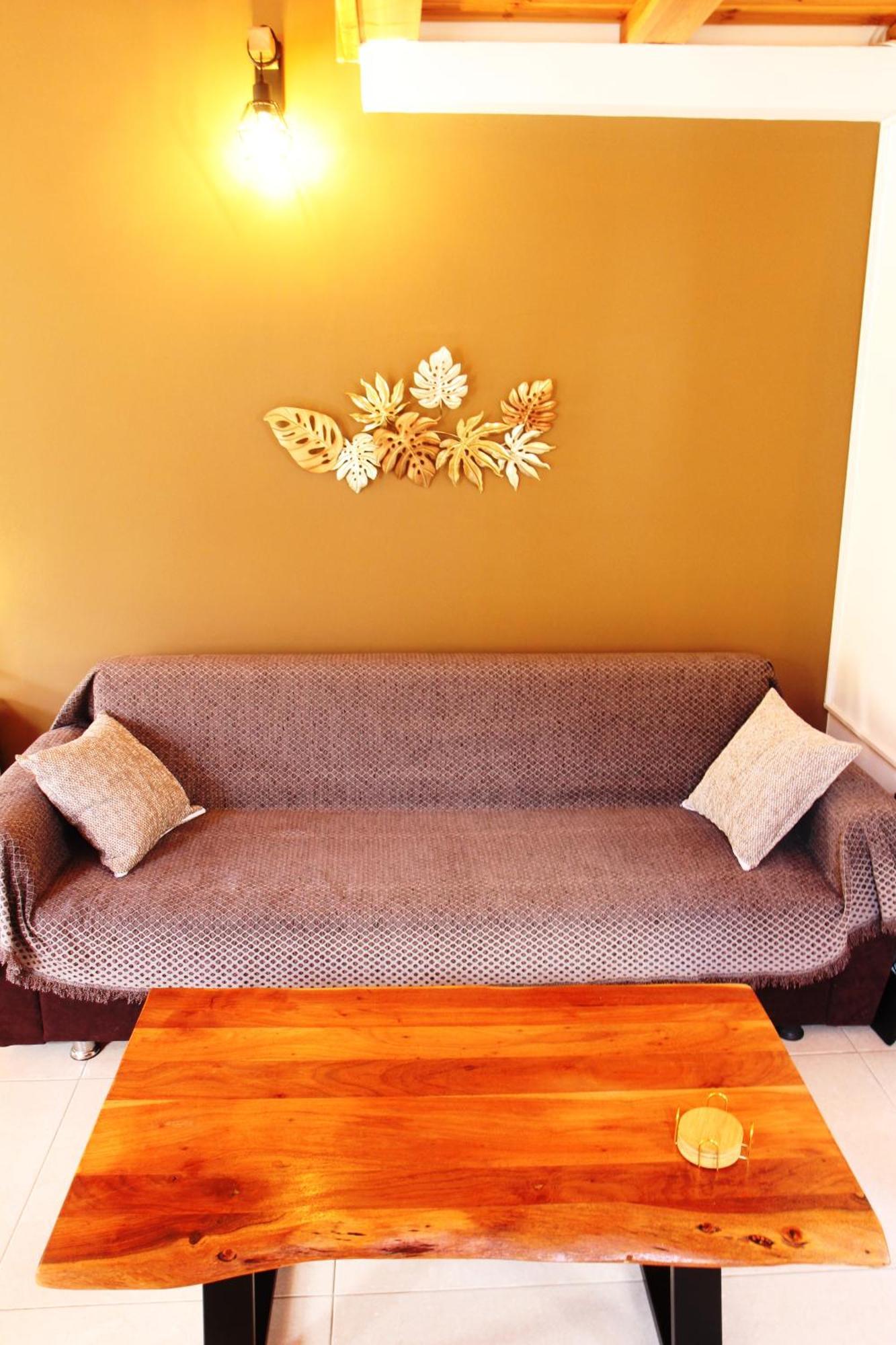 Main Square Apartment *